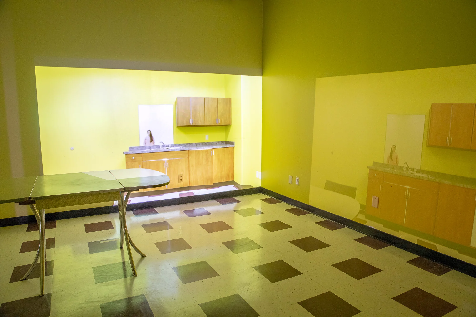 Alexandres_Delirium-Situ_Gilman_Yellow_Installation-IMG_6316-HDR.jpg